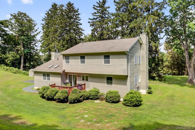 6 Summer Winds Court, Cornwall On Hudson, NY 12520