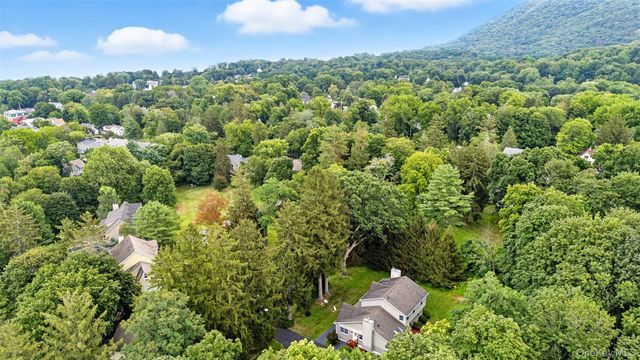 6 Summer Winds Court, Cornwall On Hudson, NY 12520
