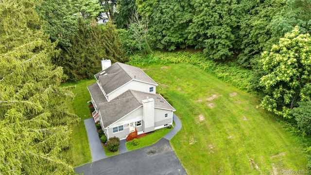 6 Summer Winds Court, Cornwall On Hudson, NY 12520