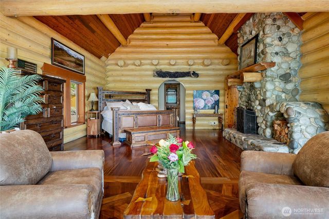 14594 NW Tree Top Lane, Seabeck, WA 98380