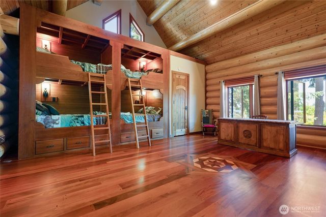14594 NW Tree Top Lane, Seabeck, WA 98380