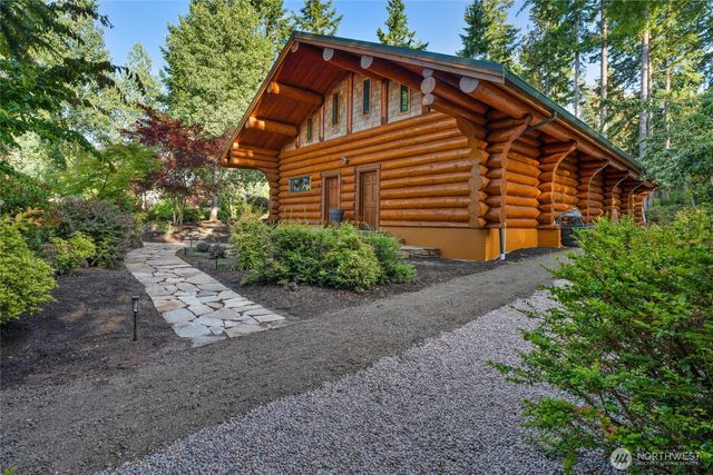 14594 NW Tree Top Lane, Seabeck, WA 98380