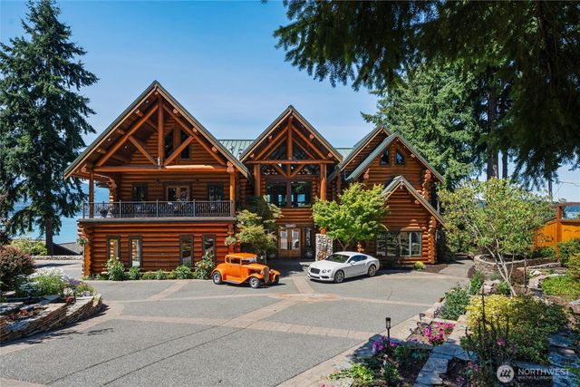 14594 NW Tree Top Lane, Seabeck, WA 98380