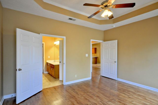 3818 HARVEST RDG, Clarksville, TN 37040