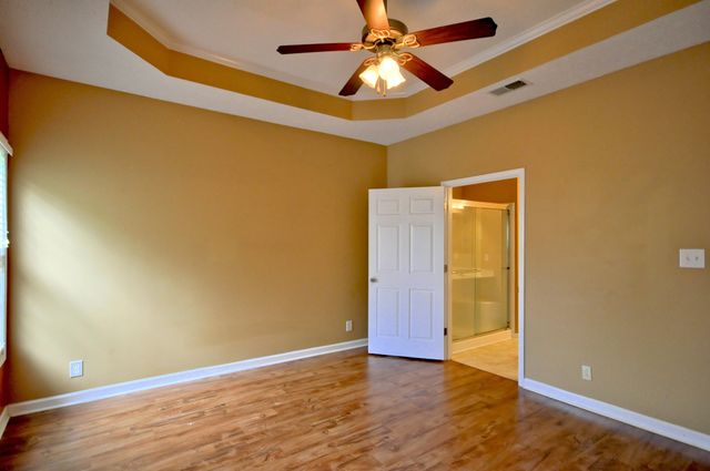 3818 HARVEST RDG, Clarksville, TN 37040
