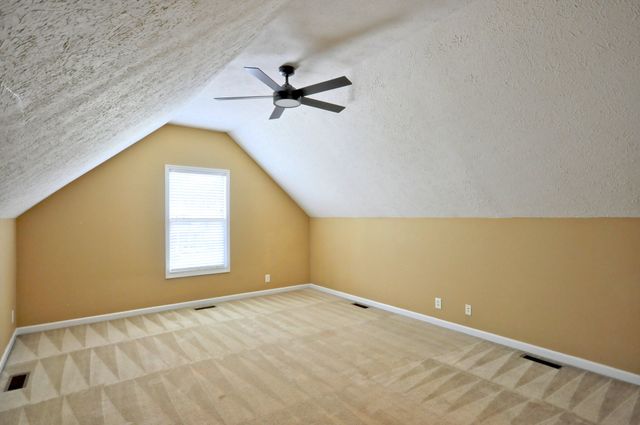 3818 HARVEST RDG, Clarksville, TN 37040