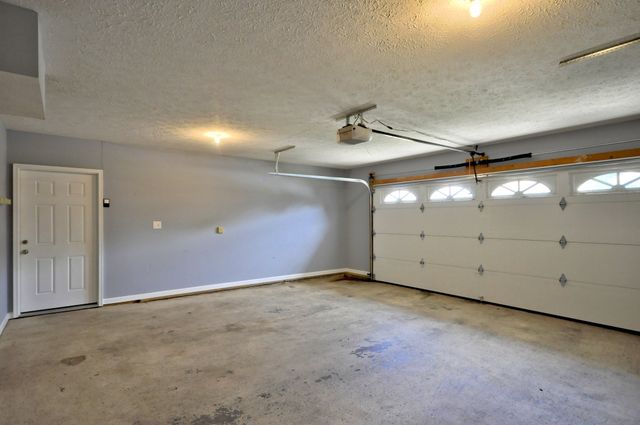 3818 HARVEST RDG, Clarksville, TN 37040