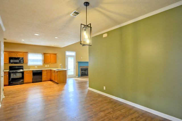 3818 HARVEST RDG, Clarksville, TN 37040