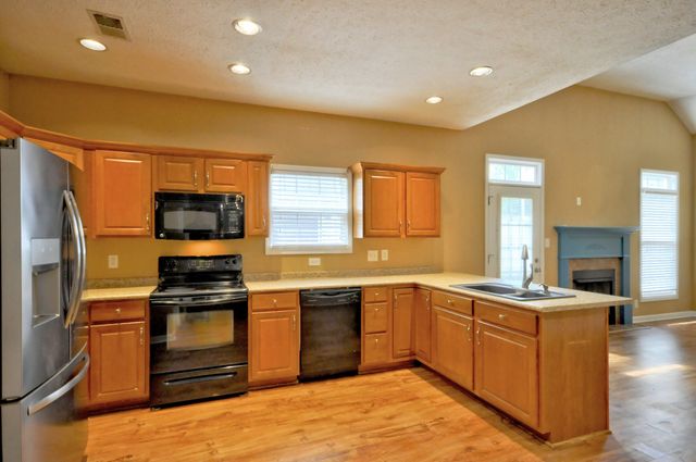 3818 HARVEST RDG, Clarksville, TN 37040