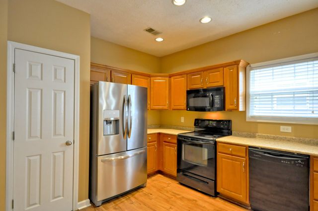3818 HARVEST RDG, Clarksville, TN 37040