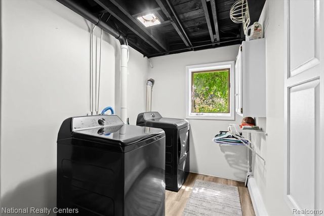 1785 Middle Road, Highland, MI 48357