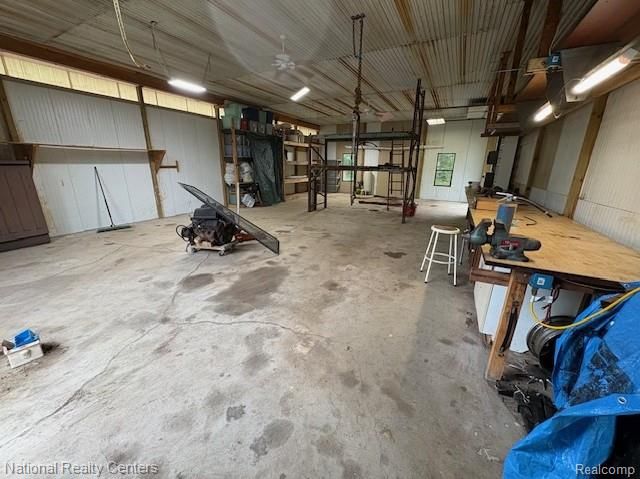 1785 Middle Road, Highland, MI 48357