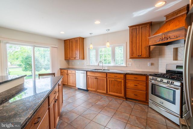 10955 SOUTHCOATE VILLAGE DR, Bealeton, VA 22712