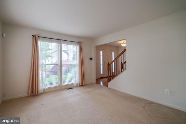 10955 SOUTHCOATE VILLAGE DR, Bealeton, VA 22712