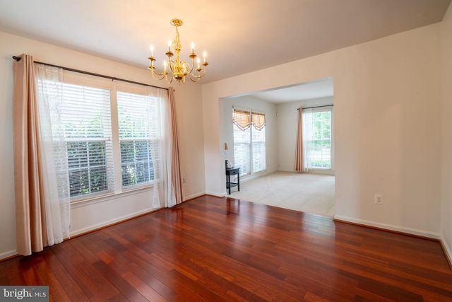 10955 SOUTHCOATE VILLAGE DR, Bealeton, VA 22712