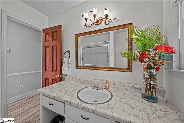 4 Rhonda Court, Greenville, SC 29617