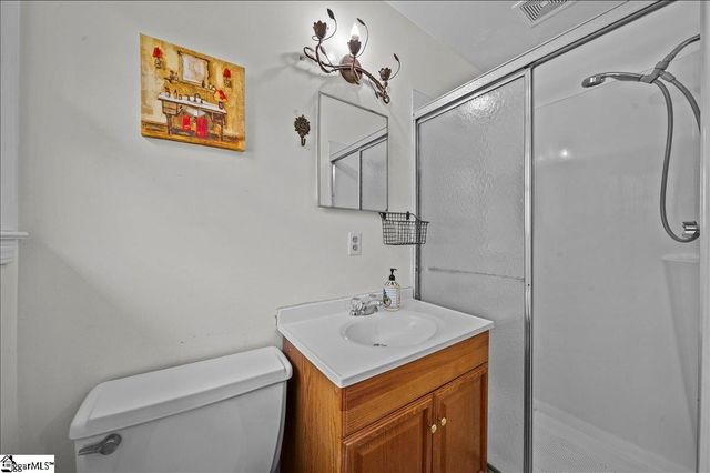 4 Rhonda Court, Greenville, SC 29617