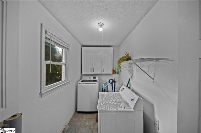 4 Rhonda Court, Greenville, SC 29617