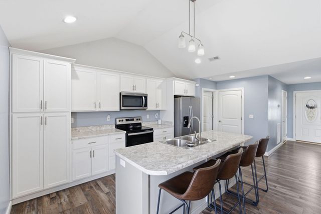 307 Wyldwood Way, Berea, KY 40403