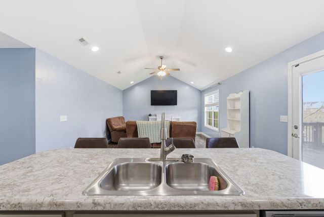 307 Wyldwood Way, Berea, KY 40403