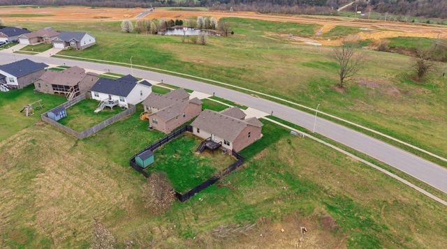 307 Wyldwood Way, Berea, KY 40403