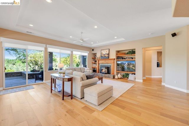 16 Rock Ridge, Copperopolis, CA 95228