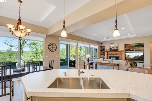 16 Rock Ridge, Copperopolis, CA 95228