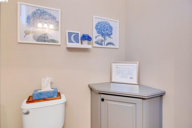 16 Rock Ridge, Copperopolis, CA 95228