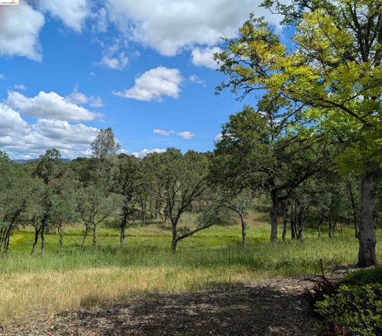 16 Rock Ridge, Copperopolis, CA 95228