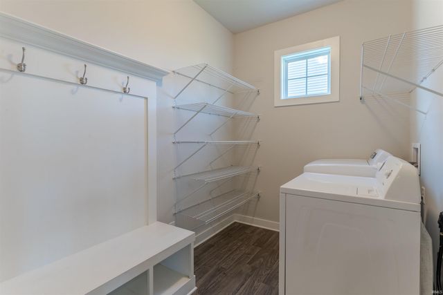 5742 Brookstone Drive, Newburgh, IN 47630