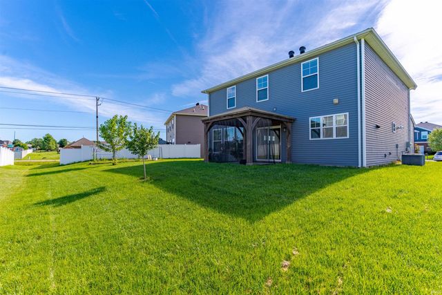 5742 Brookstone Drive, Newburgh, IN 47630