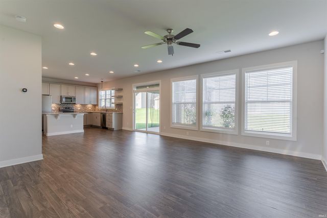 5742 Brookstone Drive, Newburgh, IN 47630