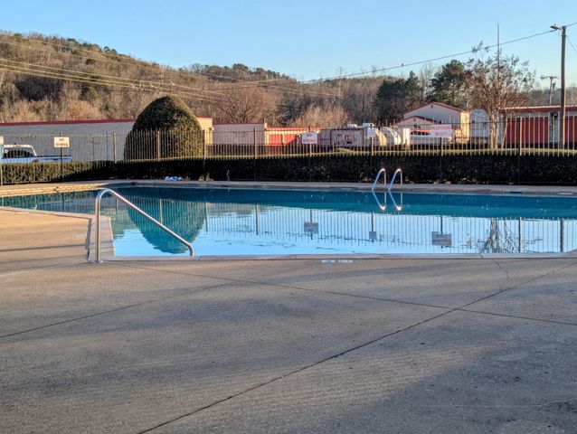 900 Mountain Creek Road, Chattanooga, TN 37405