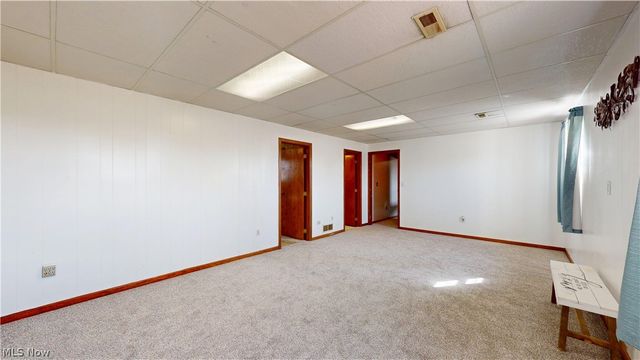 818 Seneca Drive, Belpre, OH 45714