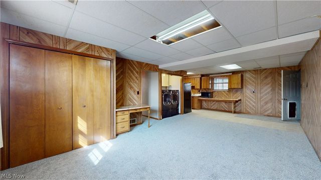 818 Seneca Drive, Belpre, OH 45714