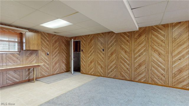 818 Seneca Drive, Belpre, OH 45714