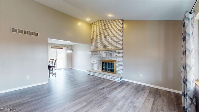 818 Seneca Drive, Belpre, OH 45714