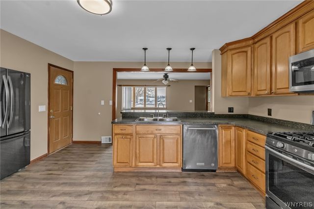 1534 Como Park Boulevard, Cheektowaga, NY 14043