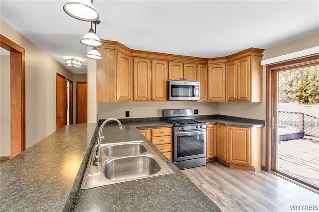 1534 Como Park Boulevard, Cheektowaga, NY 14043