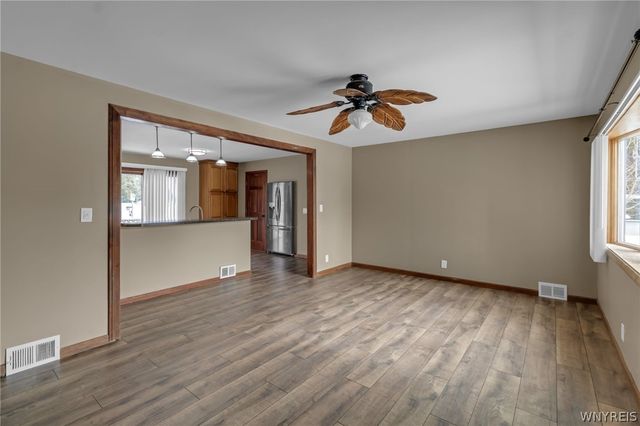 1534 Como Park Boulevard, Cheektowaga, NY 14043