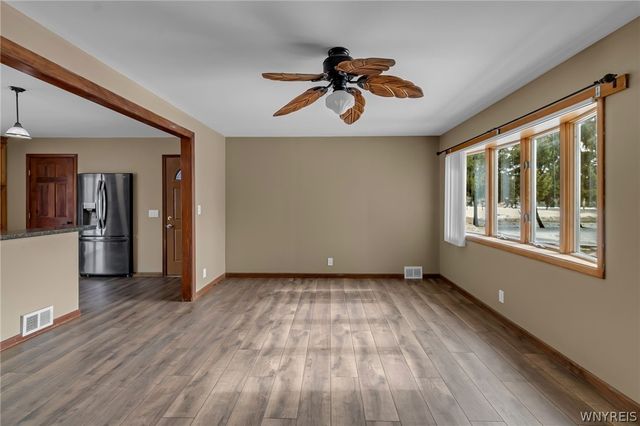 1534 Como Park Boulevard, Cheektowaga, NY 14043