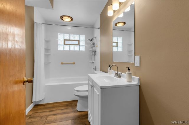 1534 Como Park Boulevard, Cheektowaga, NY 14043