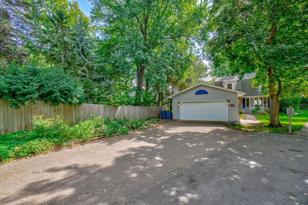 21992 Jason Avenue N, Forest Lake, MN 55025 — photo 2