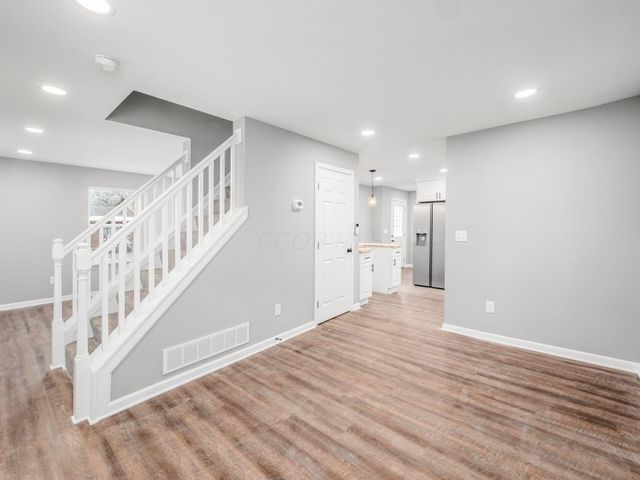 815 S Wayne Avenue, Columbus, OH 43204