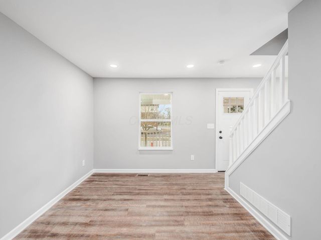 815 S Wayne Avenue, Columbus, OH 43204