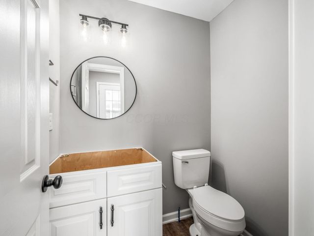 815 S Wayne Avenue, Columbus, OH 43204