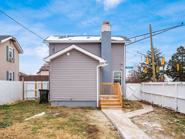 815 S Wayne Avenue, Columbus, OH 43204