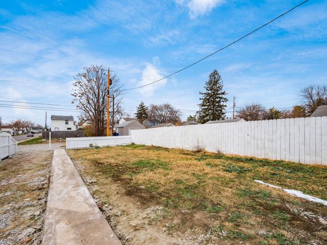 815 S Wayne Avenue, Columbus, OH 43204