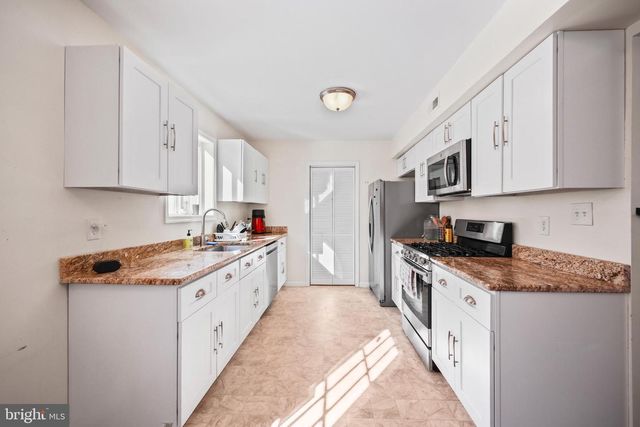 76 TECUMSEH TRL, Browns Mills, NJ 08015