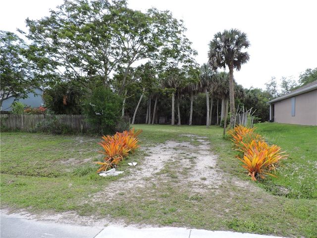 261 Englar Drive, Sebastian, FL 32958